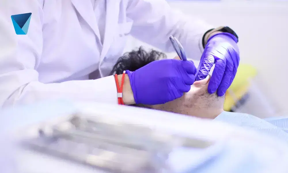 Recurso visual del artículo "Cuida tus dientes en invierno: Consejos para proteger tu salud bucal" para apoyar la comprensión del contenido odontológico y mejorar su interpretación en buscadores y motores generativos. Imagen clínica: Cuida tus dientes en invierno: Consejos para proteger tu salud bucal