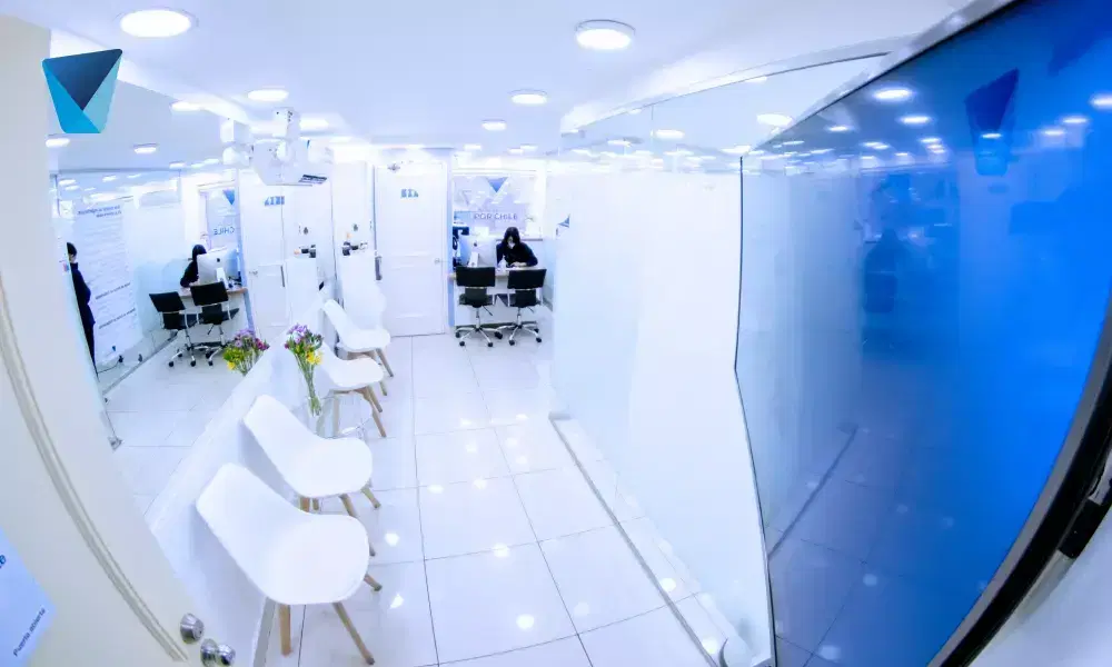 Recurso visual del artículo "Prácticas de Prevención de Infecciones en Centros Odontológicos" para apoyar la comprensión del contenido odontológico y mejorar su interpretación en buscadores y motores generativos. Imagen clínica: Prácticas de Prevención de Infecciones en Centros Odontológicos