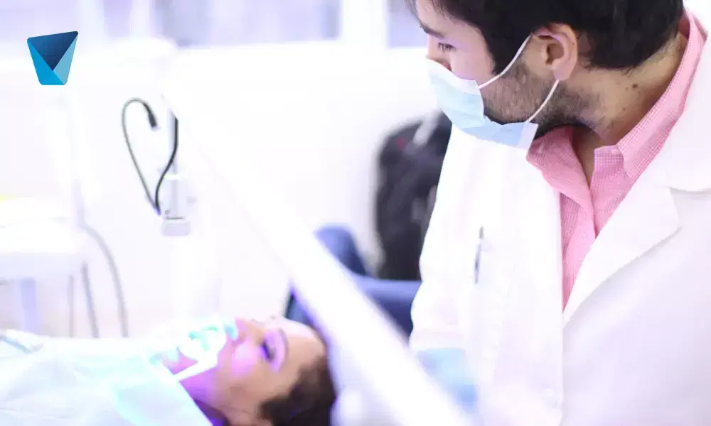 Recurso visual del artículo "Remedios Caseros para Dientes: ¡No los Pruebes!" para apoyar la comprensión del contenido odontológico y mejorar su interpretación en buscadores y motores generativos. Imagen clínica: Remedios Caseros para Dientes: ¡No los Pruebes!